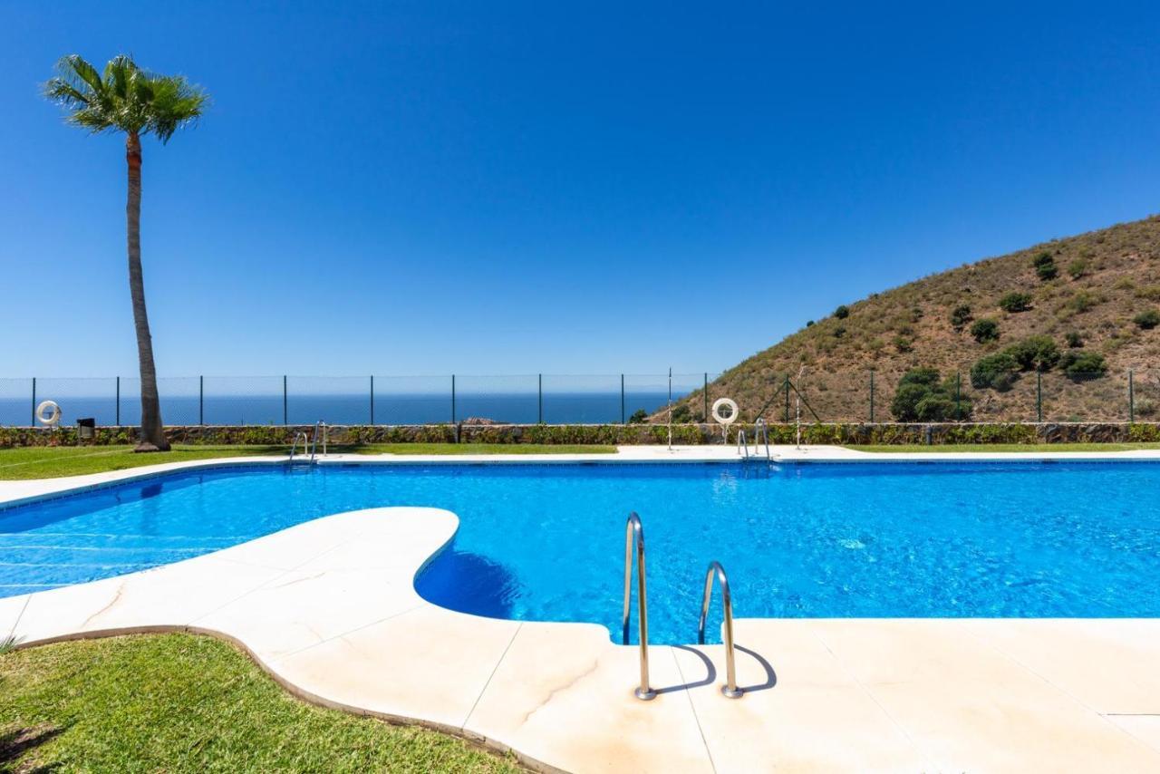 Neptuno Malaga Apartamento De Lujo Rincón de la Victoria Exteriör bild