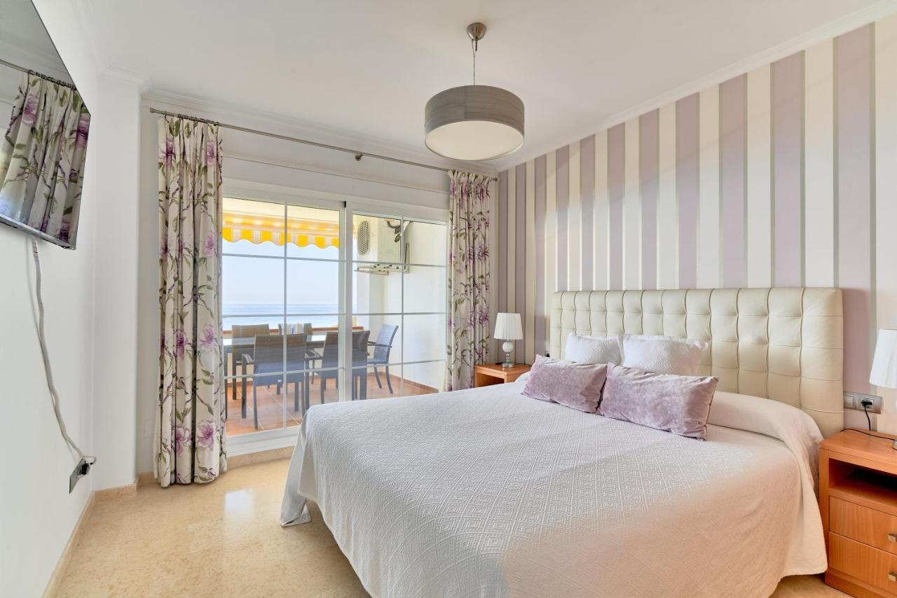 Neptuno Malaga Apartamento De Lujo Rincón de la Victoria Exteriör bild