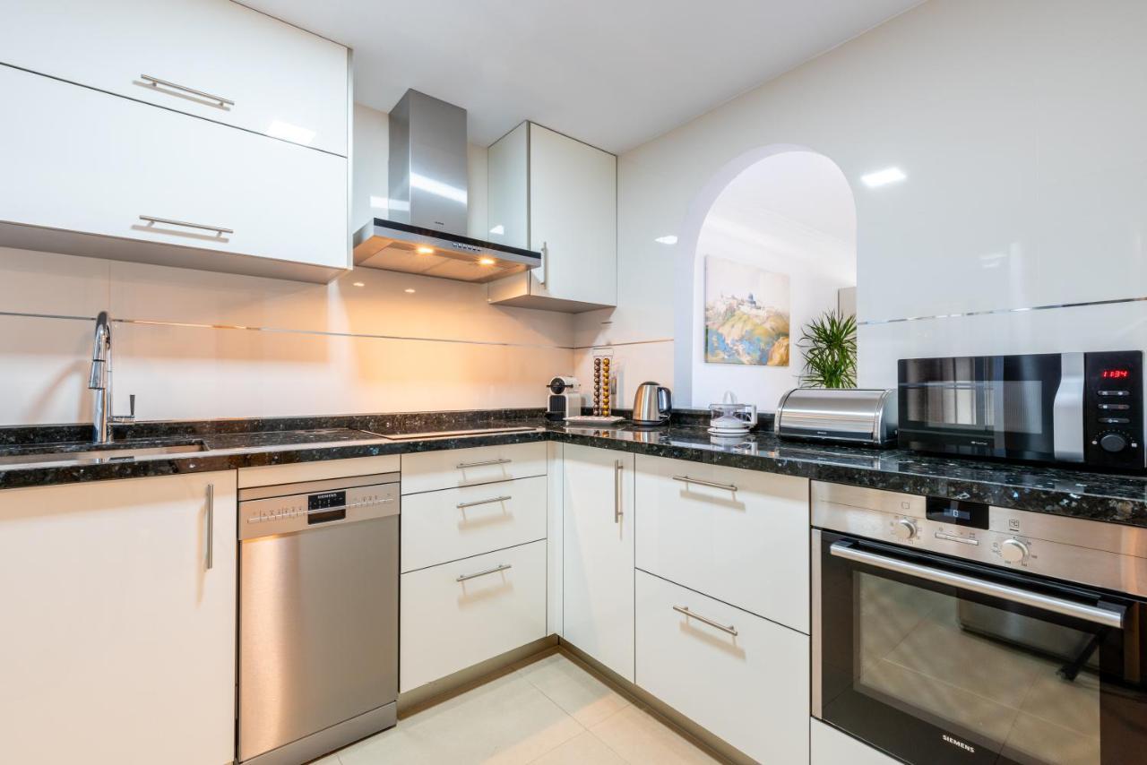 Neptuno Malaga Apartamento De Lujo Rincón de la Victoria Exteriör bild