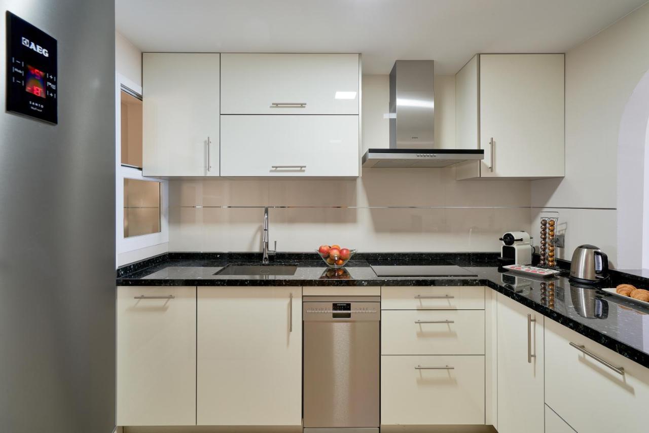 Neptuno Malaga Apartamento De Lujo Rincón de la Victoria Exteriör bild