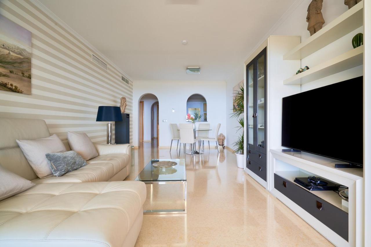 Neptuno Malaga Apartamento De Lujo Rincón de la Victoria Exteriör bild