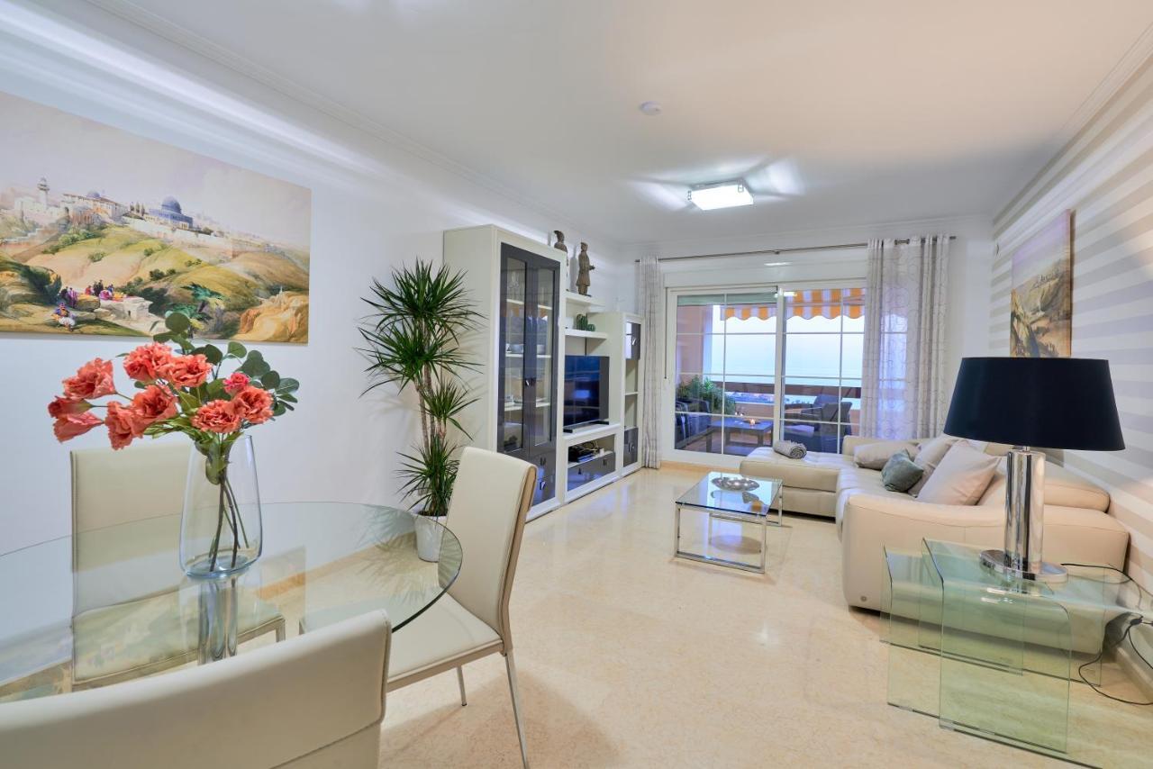 Neptuno Malaga Apartamento De Lujo Rincón de la Victoria Exteriör bild