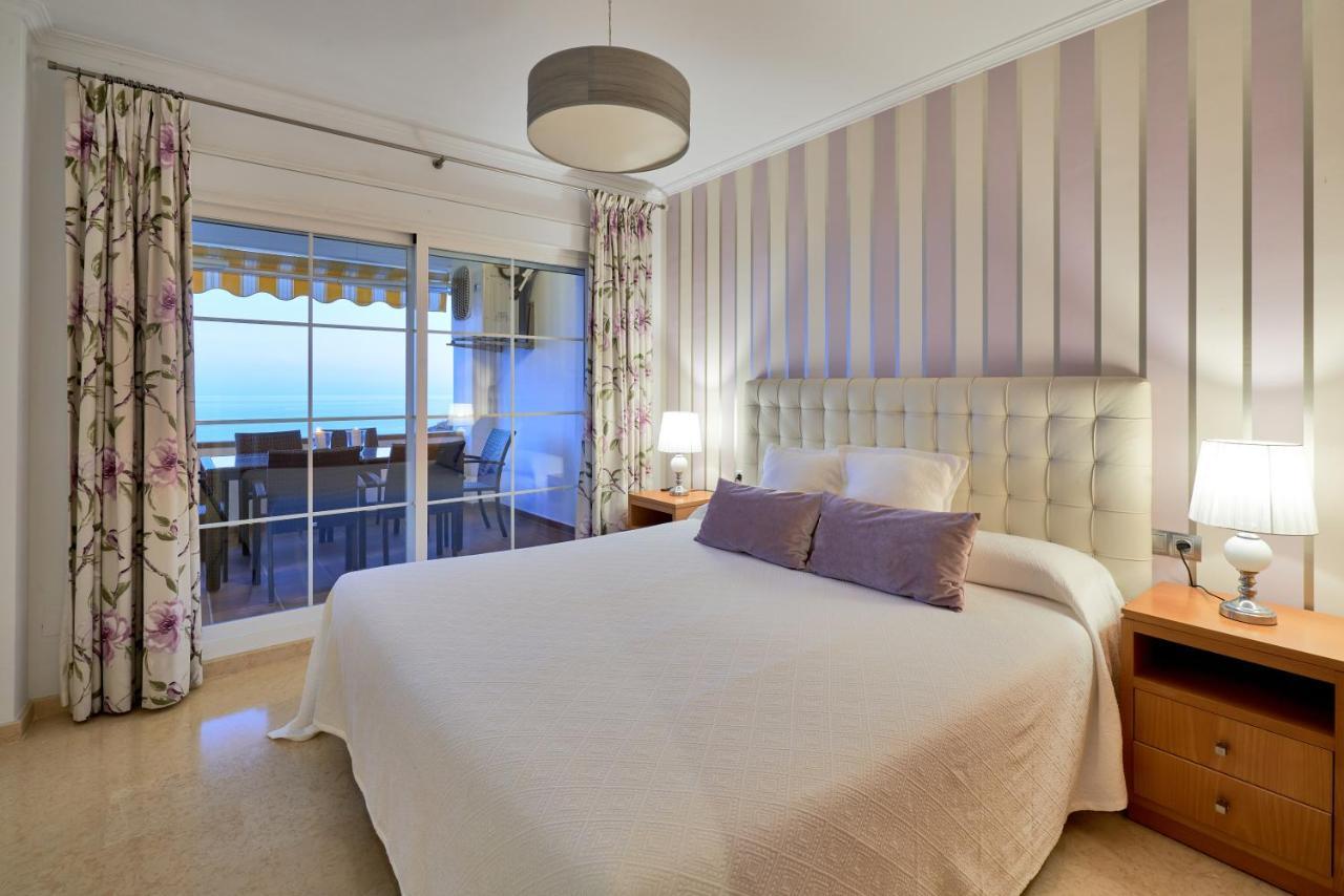 Neptuno Malaga Apartamento De Lujo Rincón de la Victoria Exteriör bild