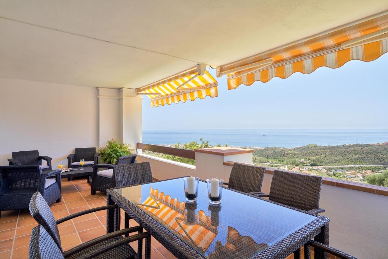 Neptuno Malaga Apartamento De Lujo Rincón de la Victoria Exteriör bild