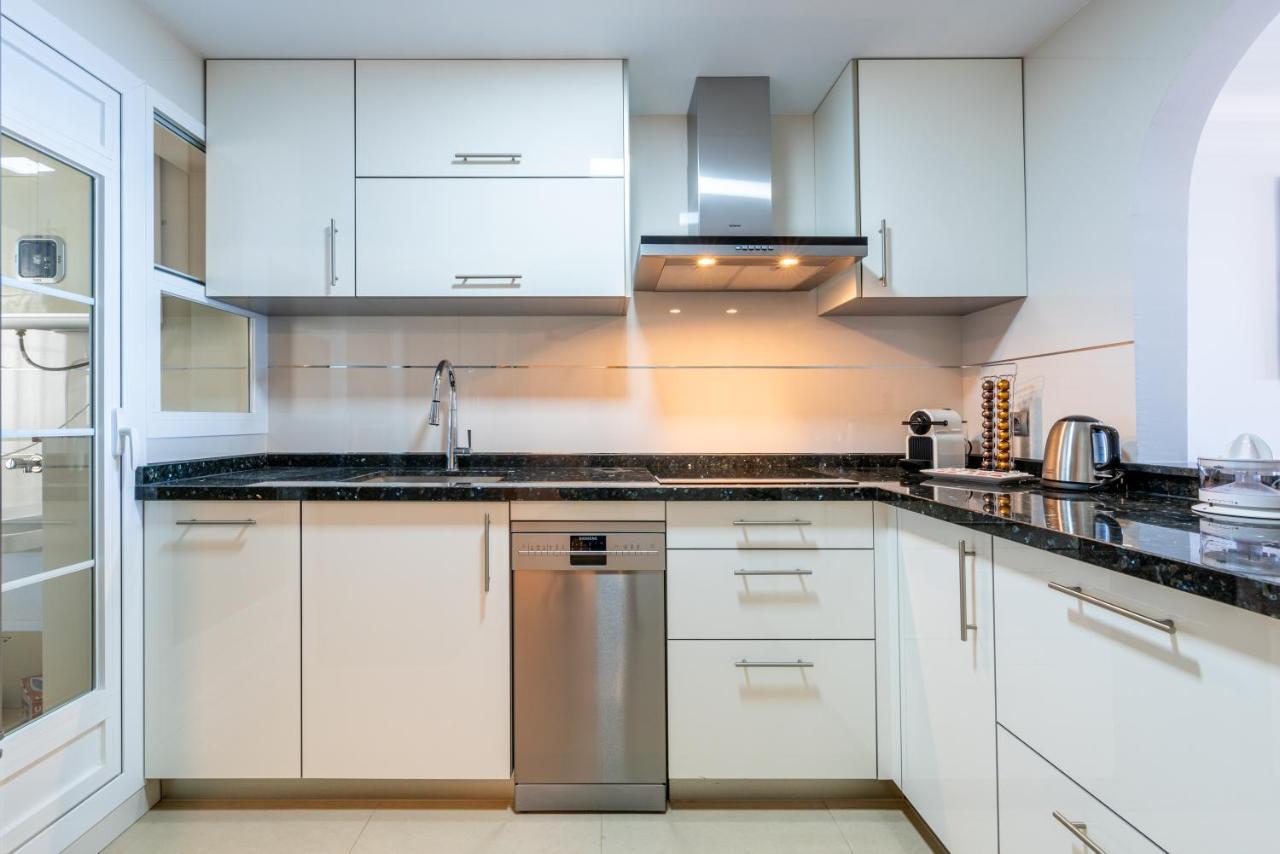 Neptuno Malaga Apartamento De Lujo Rincón de la Victoria Exteriör bild